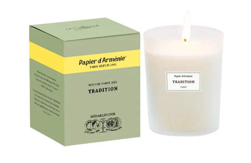 bougie d'Arménie parfumé, idéal pour éliminer les mauvaises odeurs. Un produit essentiel fourni par Multipharm.