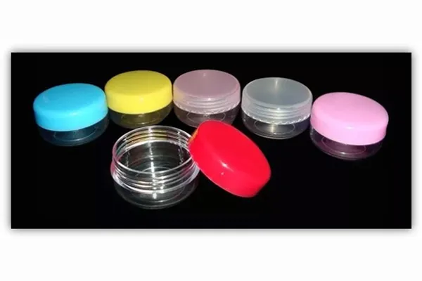 pots testeurs cosmétiques 10ml pour les professionnels de santé et les pharmacies